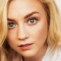 Emily Kinney Nue