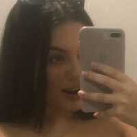 Emily Muniz Nue