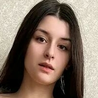 Emily Petitegrl Nue