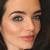 Emma McVey Nue