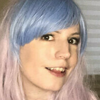 English Phoebe Nue