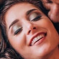 Erika Atomika Nue