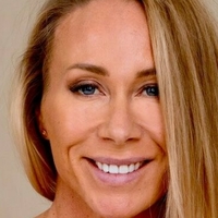 Erika Torronen Nue