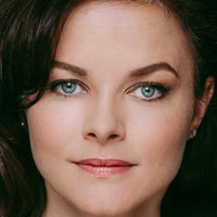 Erin Boyes Nue