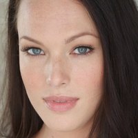 Erin Cummings Nue