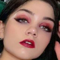 Esther Lynnrie Nue
