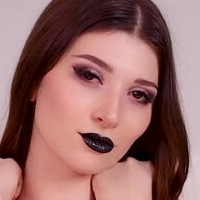 Eva De Vil Nue