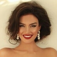 Eva Murati Nue