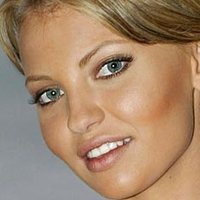 Evelina Oboza Nue
