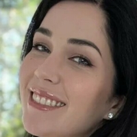 Evelyn Claire Nue