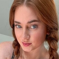 Felicity_Freckle Nue