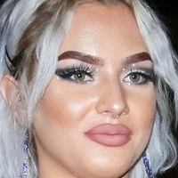 Frankie Sixx Nue