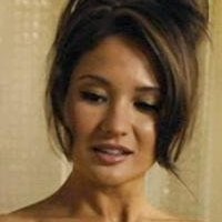 Genevieve Guzchack Nue