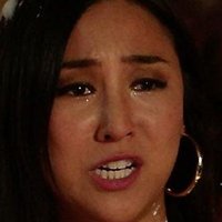 Greta Lee Nue