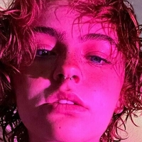 Hadley Nelson Nue