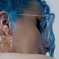 Haelle Nue