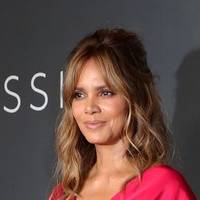 Halle Berry Nue