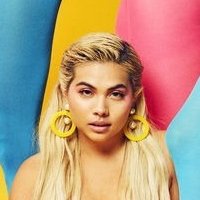 Hayley Kiyoko Nue
