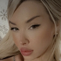 Heidi Hampton Nue