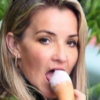 Helen Skelton Nue
