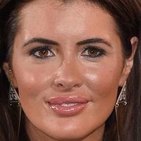 Helen Wood Nue