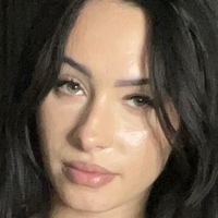 hereishannah Nue