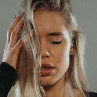 Hollaura Nue