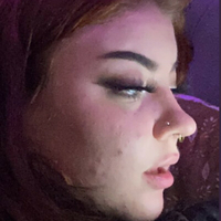Holyhollyphoebe Nue