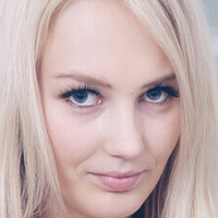 Honeyblondie Nue