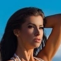 Ildiko Ferenczi Nue