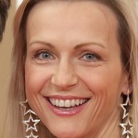 Inge Posmyk Nue