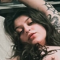 Isabella Medeiros Nue