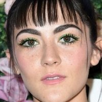 Isabelle Fuhrman Nue