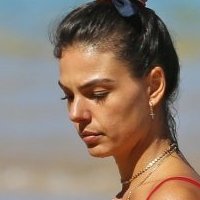 Isis Valverde Nue