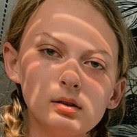 itzwhitknee Nue