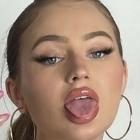 Iulia Valentina Nue