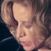 Janet McTeer Nue