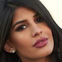 Jasmin Walia Nue