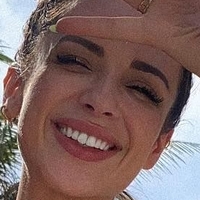 Jennifer Saro Nue