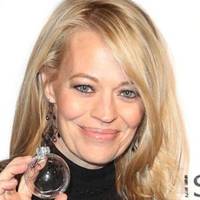 Jeri Ryan Nue