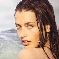 Jessica Clements Nue
