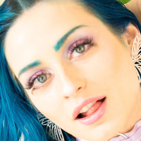 jewelzblu Nue