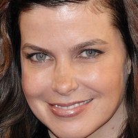 Jules Asner Nue