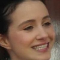 Julia Goldani Telles Nue