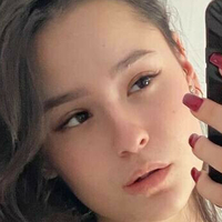 julia_kiss Nue