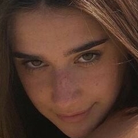Karinne Elizabeth Nue