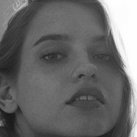 Karola Warzecha Nue