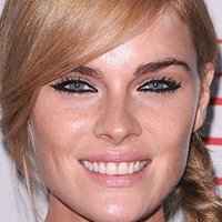 Kate Nauta Nue