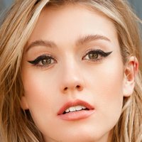 Katherine McNamara Nue