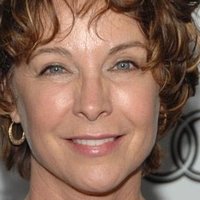 Kathleen Quinlan Nue
